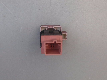 BOUTON DE WARNING CITROEN C4