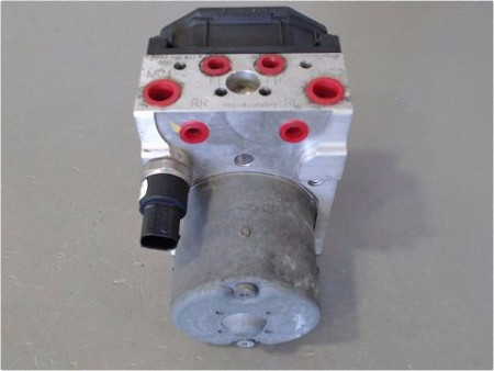 UNITE HYDRAULIQUE ABS TOYOTA COROLLA