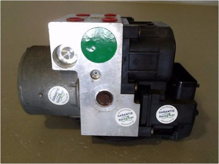 UNITE HYDRAULIQUE ABS FIAT PUNTO