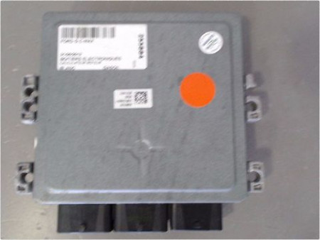 CALCULATEUR MOTEUR FORD G.C-MAX