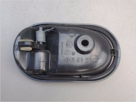 POIGNEE INTERIEURE PORTE AVANT DROIT DACIA DUSTER 10-13