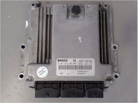 CALCULATEUR MOTEUR RENAULT MEGANE