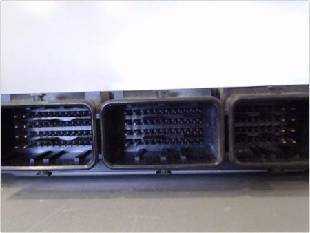 CALCULATEUR MOTEUR RENAULT MEGANE