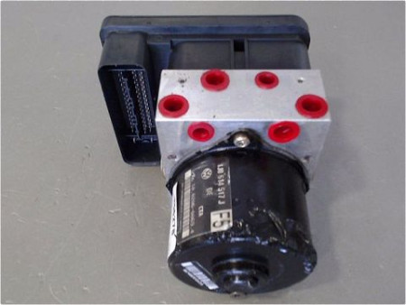 UNITE HYDRAULIQUE ABS VOLKSWAGEN GOLF