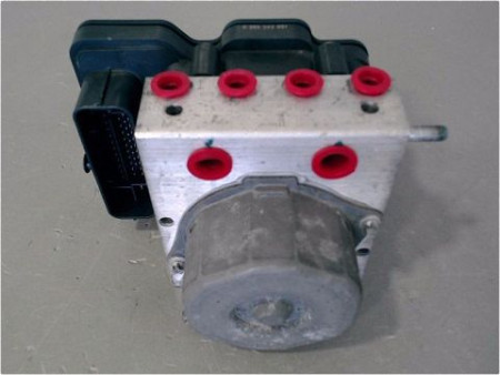 UNITE HYDRAULIQUE ABS NISSAN MICRA