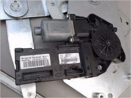 MECANISME LEVE-GLACE AVANT GAUCHE RENAULT MEGANE