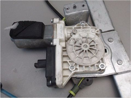 MECANISME LEVE-GLACE AVANT DROIT CITROEN C2