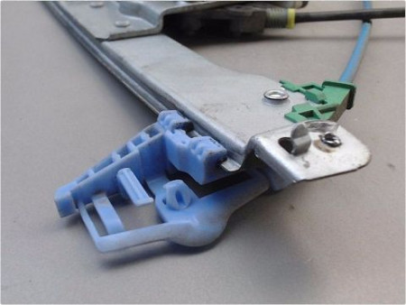 MECANISME LEVE-GLACE AVANT GAUCHE CITROEN C2