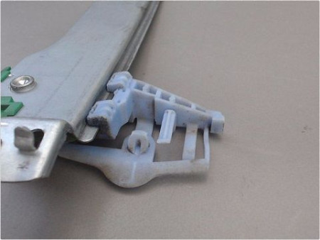 MECANISME LEVE-GLACE AVANT GAUCHE CITROEN C2