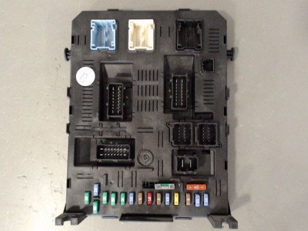BOITIER GESTION HABITACLE PEUGEOT 307