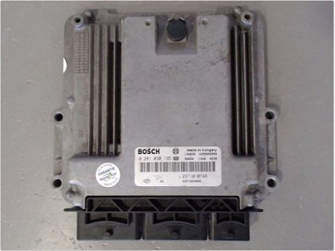 CALCULATEUR MOTEUR RENAULT MEGANE