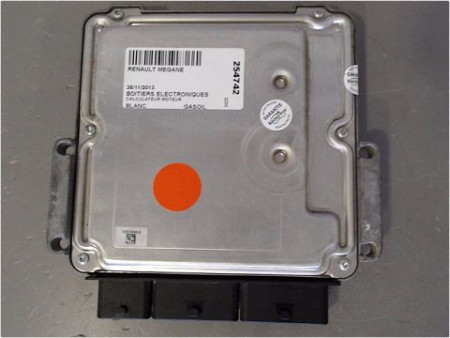 CALCULATEUR MOTEUR RENAULT MEGANE