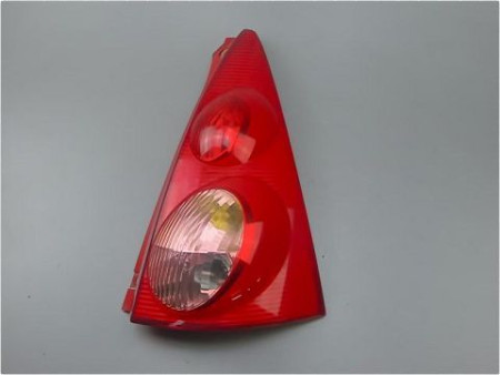 FEU ARRIERE DROIT PEUGEOT 107