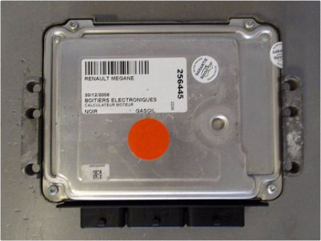 CALCULATEUR MOTEUR RENAULT MEGANE