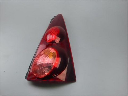 FEU ARRIERE DROIT PEUGEOT 107