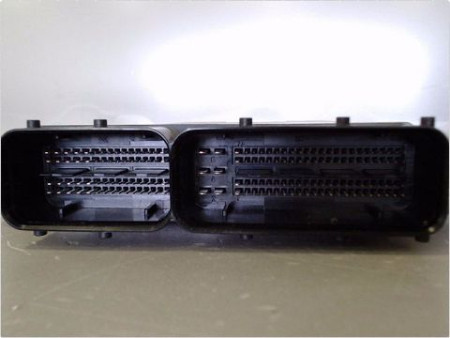 CALCULATEUR MOTEUR VOLKSWAGEN TOURAN