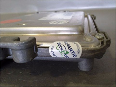 CALCULATEUR MOTEUR RENAULT MEGANE