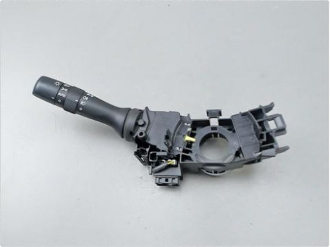 COMMANDE CLIGNOTANT TOYOTA AVENSIS