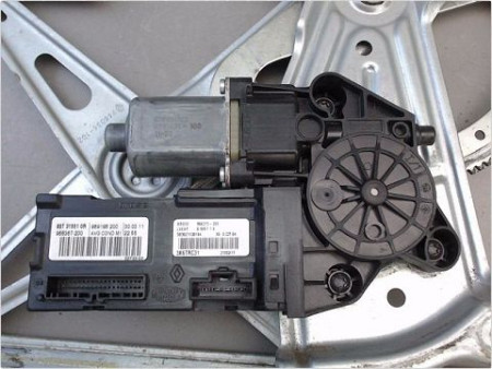 MECANISME LEVE-GLACE AVANT GAUCHE RENAULT MEGANE
