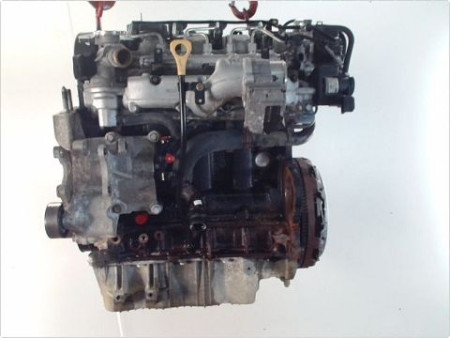 MOTEUR DIESEL KIA CARENS 