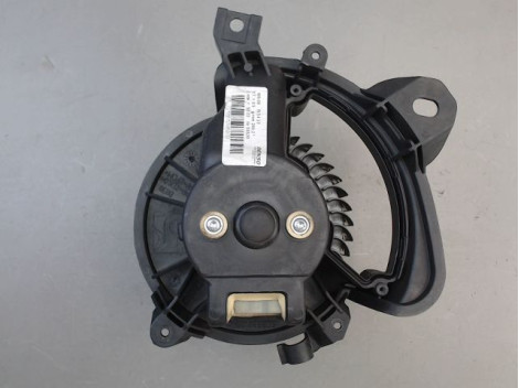 MOTEUR VENTILATEUR CHAUFFAGE OPEL CORSA