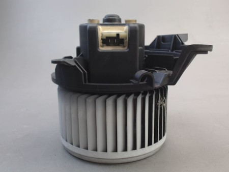 MOTEUR VENTILATEUR CHAUFFAGE OPEL CORSA