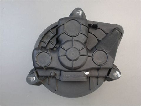 MOTEUR VENTILATEUR CHAUFFAGE OPEL VIVARO