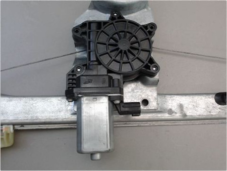 MECANISME LEVE-GLACE AVANT GAUCHE RENAULT CLIO