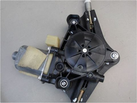 MECANISME LEVE-GLACE AVANT DROIT VOLKSWAGEN GOLF
