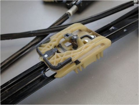 MECANISME LEVE-GLACE AVANT DROIT VOLKSWAGEN GOLF