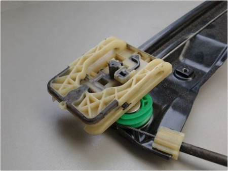 MECANISME LEVE-GLACE AVANT GAUCHE FORD C-MAX