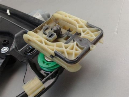 MECANISME LEVE-GLACE AVANT GAUCHE FORD C-MAX