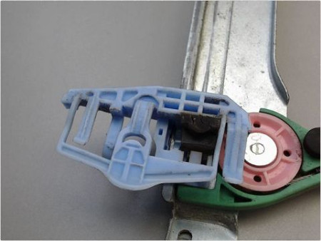 MECANISME LEVE-GLACE AVANT GAUCHE CITROEN C2