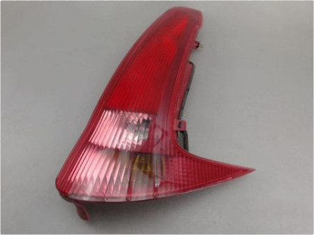 FEU ARRIERE DROIT PEUGEOT 206