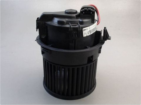 MOTEUR VENTILATEUR CHAUFFAGE PEUGEOT 208