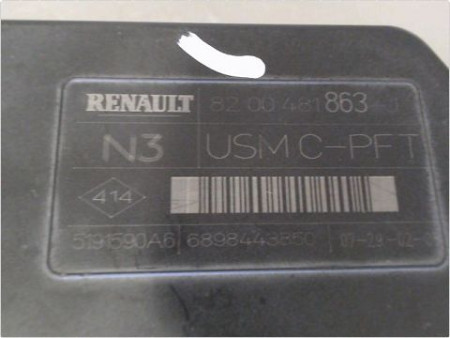 BOITE A FUSIBLES RENAULT MEGANE
