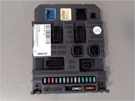 BOITIER GESTION HABITACLE PEUGEOT 207
