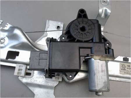 MECANISME LEVE-GLACE ARRIERE DROIT PEUGEOT 5008