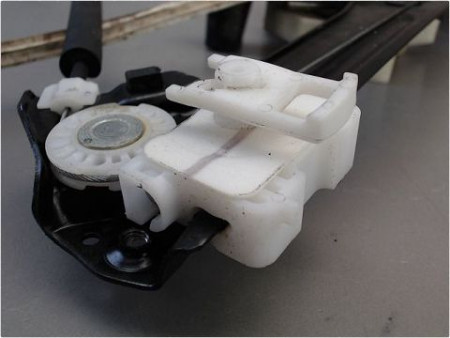 MECANISME LEVE-GLACE AVANT GAUCHE PEUGEOT 308
