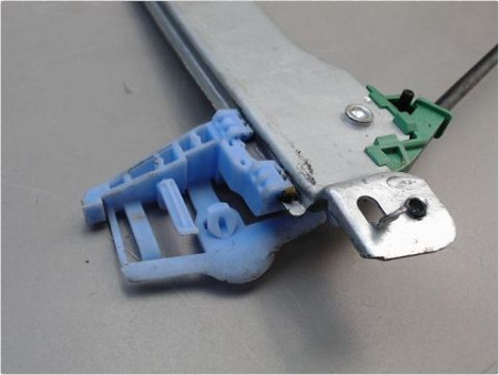 MECANISME LEVE-GLACE AVANT DROIT CITROEN C2