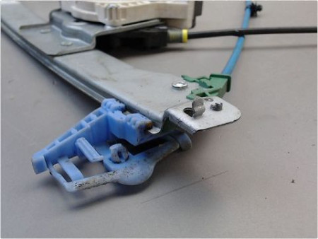 MECANISME LEVE-GLACE AVANT GAUCHE CITROEN C2