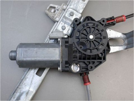 MECANISME LEVE-GLACE AVANT DROIT PEUGEOT 206