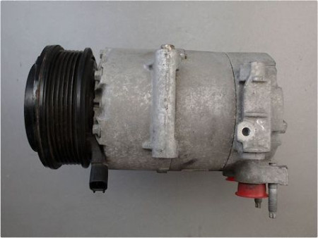 COMPRESSEUR AIR CONDITIONNE FORD FIESTA