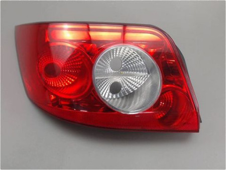 FEU ARRIERE GAUCHE  RENAULT MEGANE