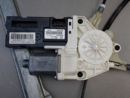 MECANISME LEVE-GLACE AVANT GAUCHE RENAULT LAGUNA