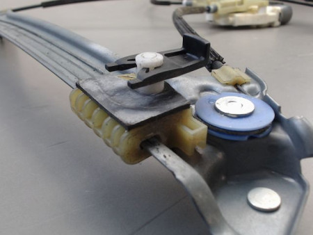 MECANISME LEVE-GLACE AVANT GAUCHE RENAULT LAGUNA