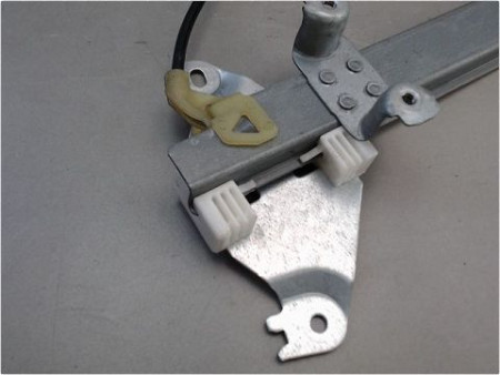 MECANISME LEVE-GLACE ARRIERE GAUCHE NISSAN QASHQAI