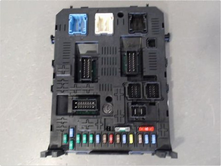 BOITIER GESTION HABITACLE CITROEN C4