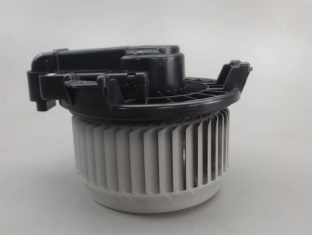 MOTEUR VENTILATEUR CHAUFFAGE TOYOTA YARIS