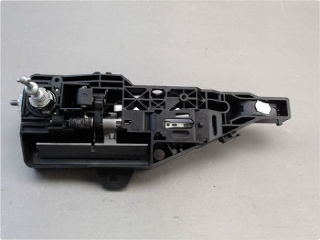 POIGNEE EXTERIEURE PORTE AVANT GAUCHE RENAULT CAPTUR